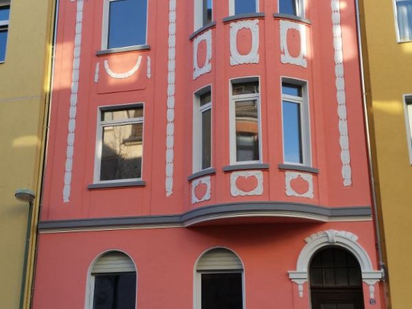 Fassadenanstrich Altbau (nachher) – Malerfachbetrieb Bonk, Bochum